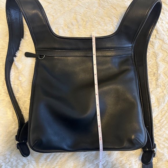 Unisex Genuine COACH Black Leather Hippie Slim Backpack 9405 - 1990s Vintage - Picture 5 of 8